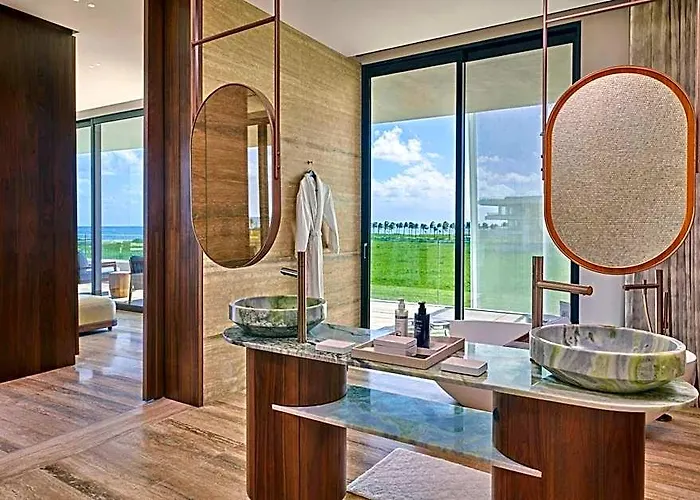 The St Regis Kanai Resort, 5*